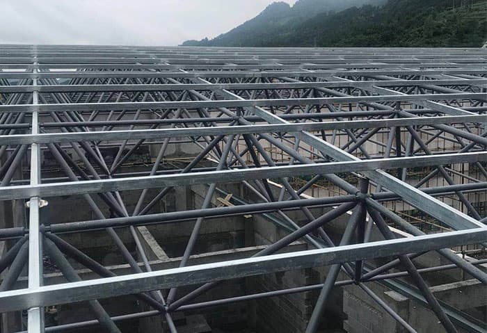 呼伦贝尔螺栓球网架定制